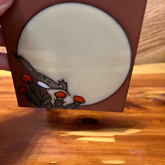 Vintage Betty Company Ceramic Tile Southwestern Cactus Wren Eating Fruit Unique - Picture 5 of 7